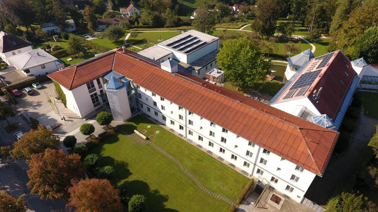 Spectrum Kirche Exerzitien-Und Bildungshaus Auf Mariahilf Passau Ngoại thất bức ảnh