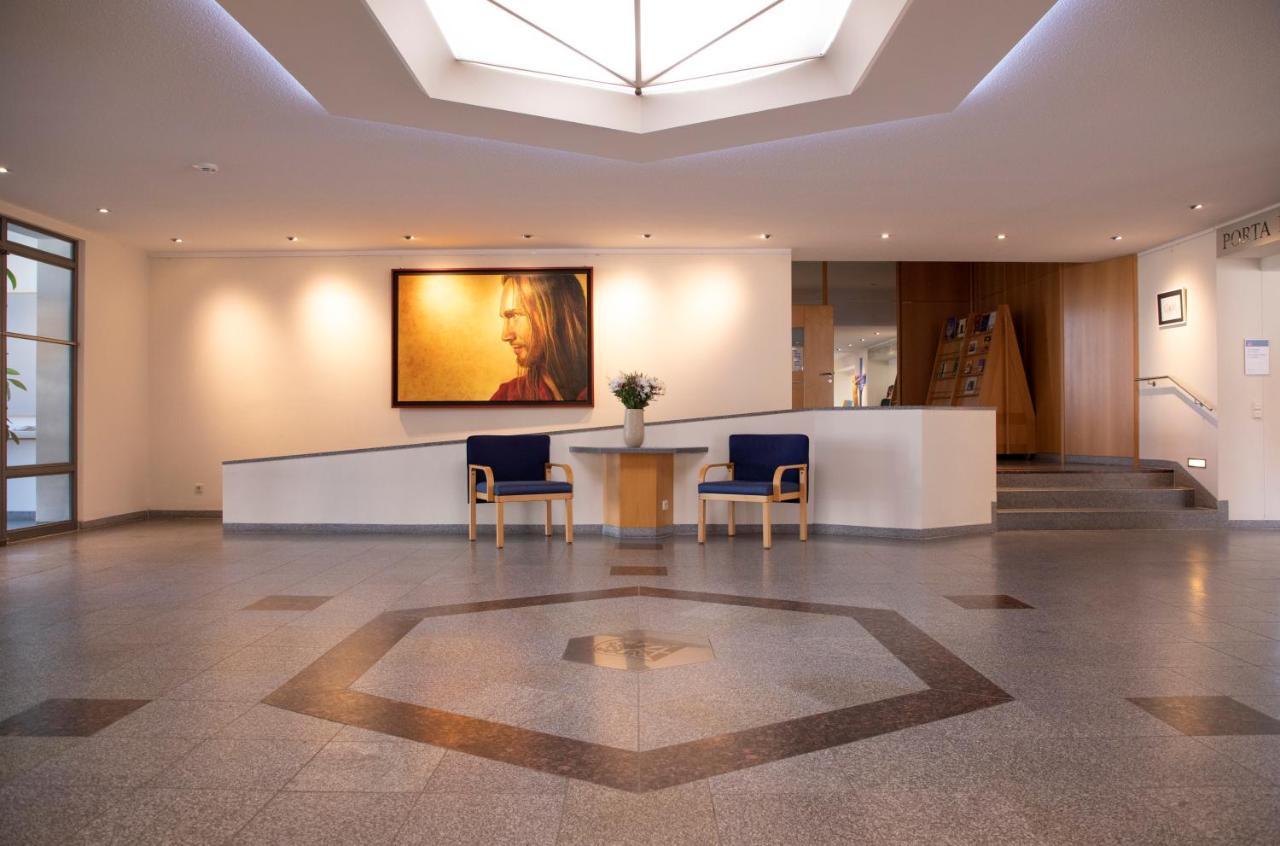 Spectrum Kirche Exerzitien-Und Bildungshaus Auf Mariahilf Passau Ngoại thất bức ảnh