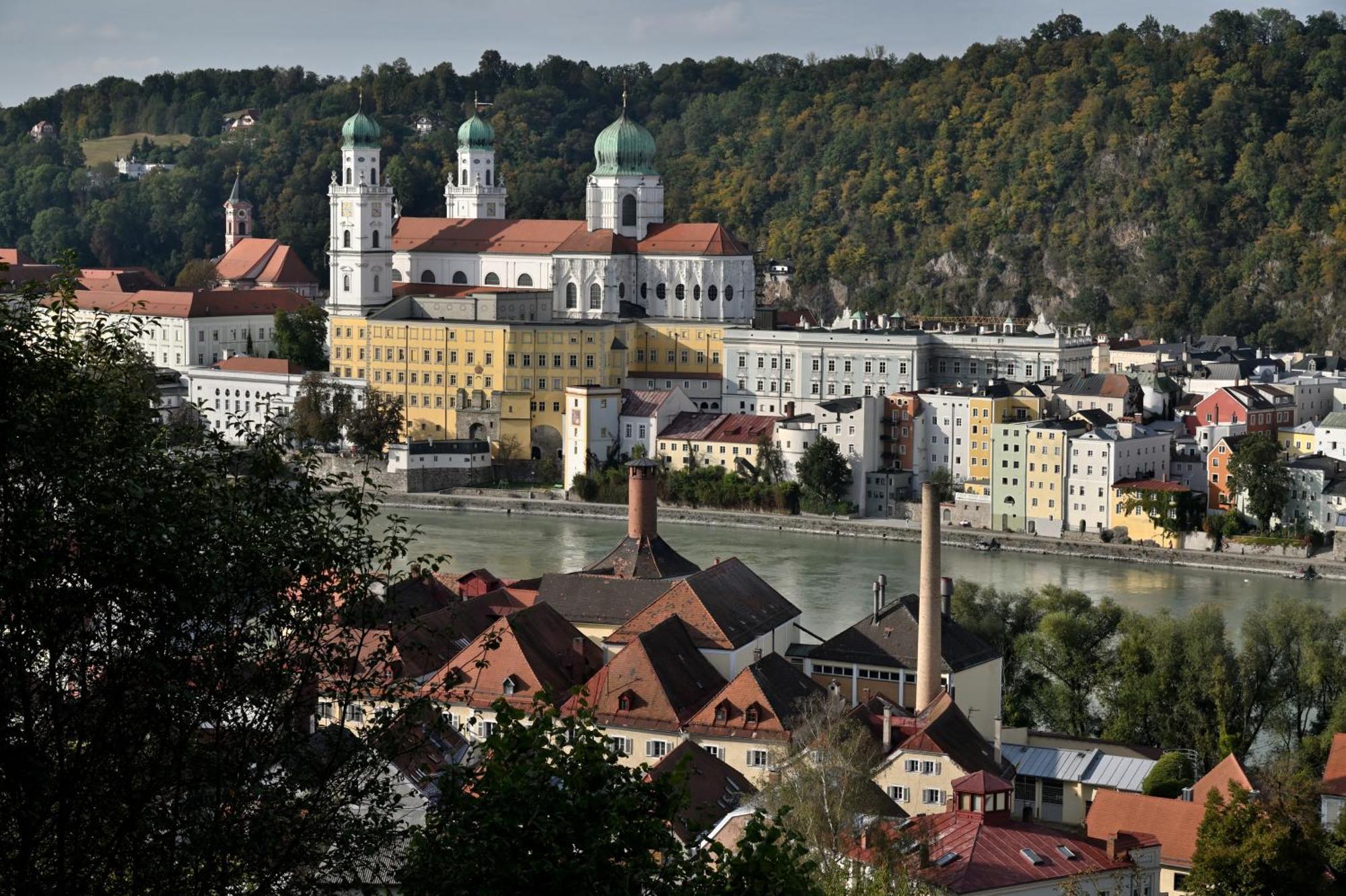 Spectrum Kirche Exerzitien-Und Bildungshaus Auf Mariahilf Passau Ngoại thất bức ảnh